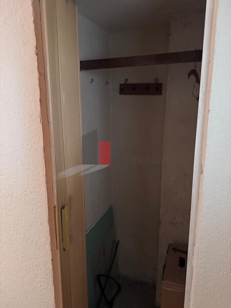 Piata Progresu, vanzare apartament 3 camere.